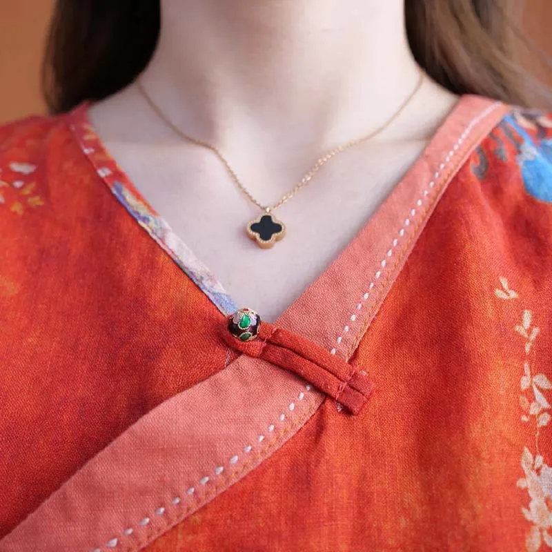 Women Summer Cotton Linen Casual Shirts New Arrival 2021 Summer Chinese Style Vintage V-neck Loose Female Tops Shirt S4041
Women Summer Cotton Linen Casual Shirts New Arrival 2021 Summer Chinese Style Vintage V-neck Loose Female Tops Shirt S4041