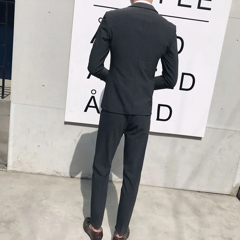 Hong Kong Fashion stripe suit men's suit Korean version slim and handsome business casual Formal Wedding Suit
Hong Kong Fashion stripe suit men's suit Korean version slim and handsome business casual Formal Wedding Suit