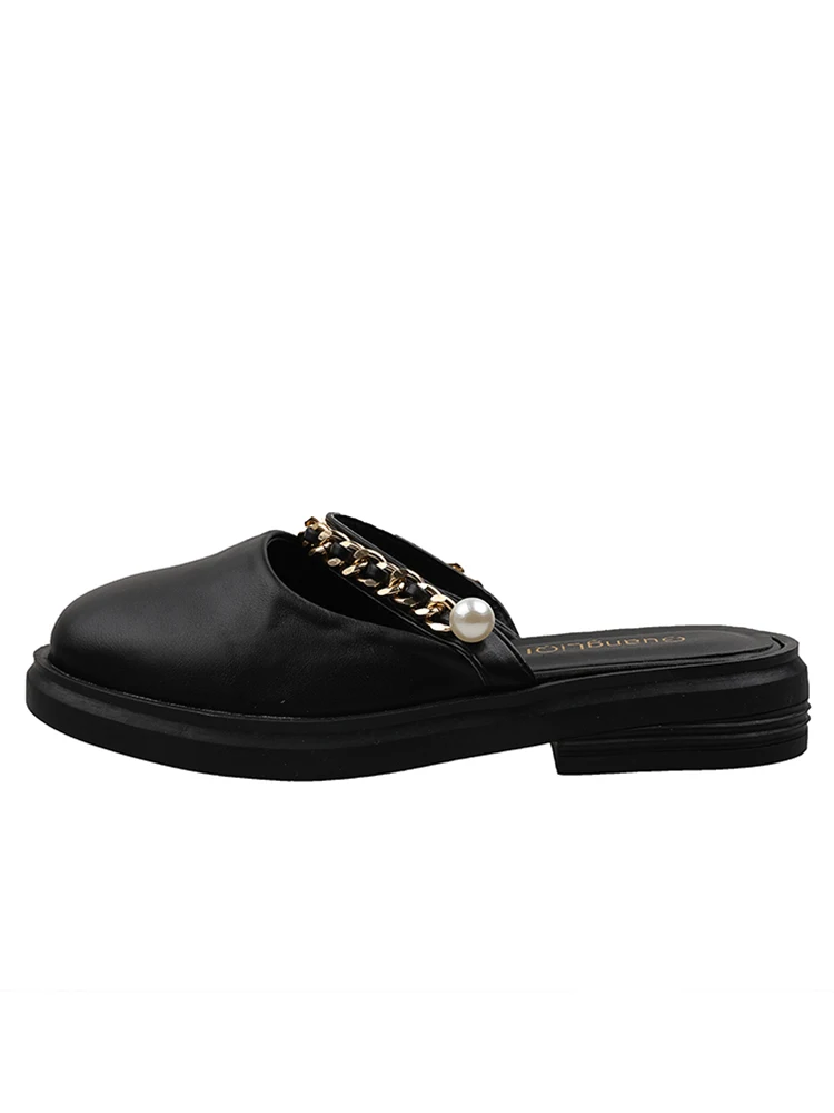 Rivet Slippers Women Summer Cover Toe Slides Fashion Flat Shoes Female Square heel Pantofle Med Luxury Block Soft 2021 Rubber Ro
Rivet Slippers Women Summer Cover Toe Slides Fashion Flat Shoes Female Square heel Pantofle Med Luxury Block Soft 2021 Rubber Ro