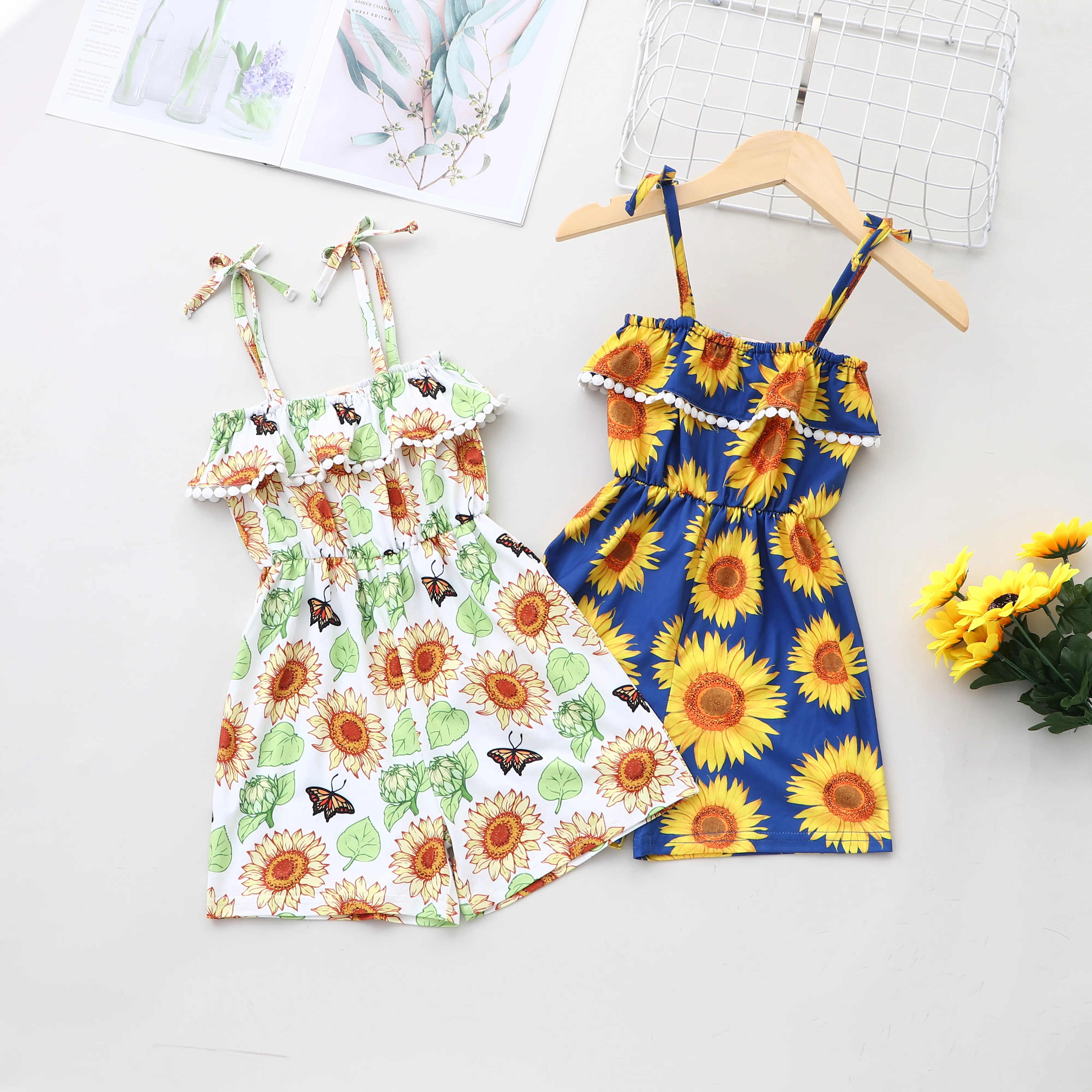 Chidren Girl’s Casual Lace-up Suspender Jumpsuit Romper Fashion Sunflower Boat Neck Short Pants Summer
Chidren Girl’s Casual Lace-up Suspender Jumpsuit Romper Fashion Sunflower Boat Neck Short Pants Summer