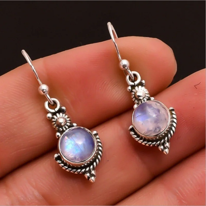 Popular Antique Silver Color Round Moon Stone Opal Dangle Earrings Engraving Flower Pattern for Women Party Jewelry
Popular Antique Silver Color Round Moon Stone Opal Dangle Earrings Engraving Flower Pattern for Women Party Jewelry
