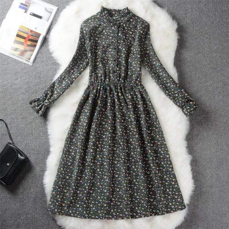 2021 New Summer Holiday Fashion Plus Large Size Women Casual Dress Beach Wear Sexy Boho Floral Print Maxi Long Bohemian Dress
2021 New Summer Holiday Fashion Plus Large Size Women Casual Dress Beach Wear Sexy Boho Floral Print Maxi Long Bohemian Dress