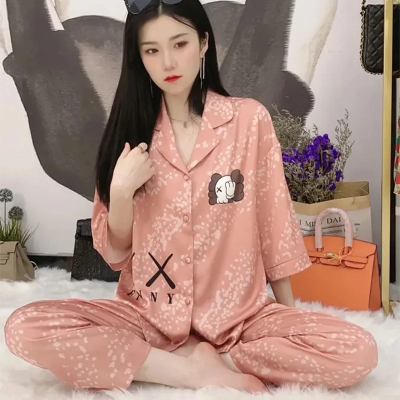 Ice Silk Long Sleeve Pajamas Autumn and Winter Two-Piece Fashion Cartoon Print Loose Suitable for Daily Wear
Ice Silk Long Sleeve Pajamas Autumn and Winter Two-Piece Fashion Cartoon Print Loose Suitable for Daily Wear