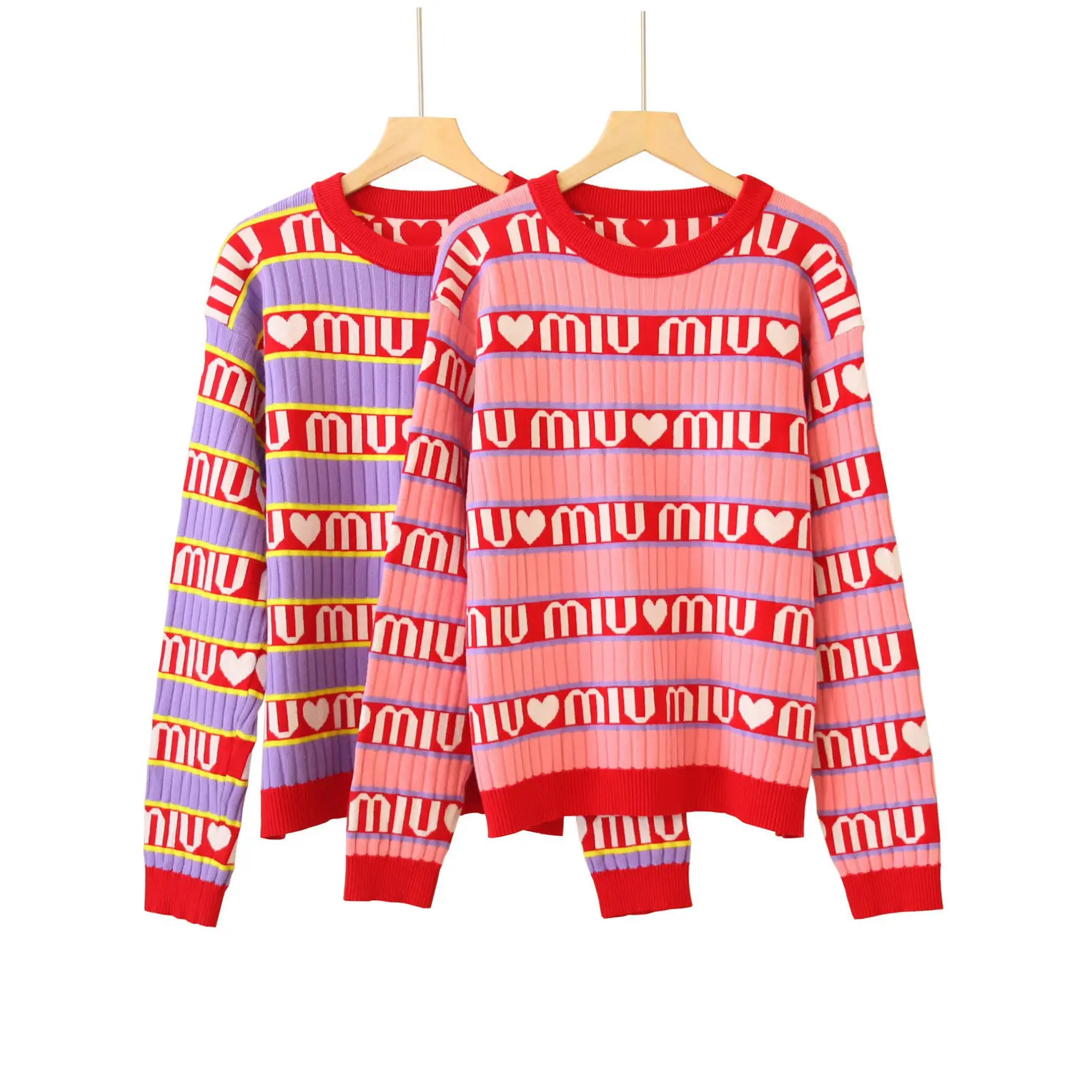 

Spring and autumn new knitting Miu family peach heart letter sweater for women