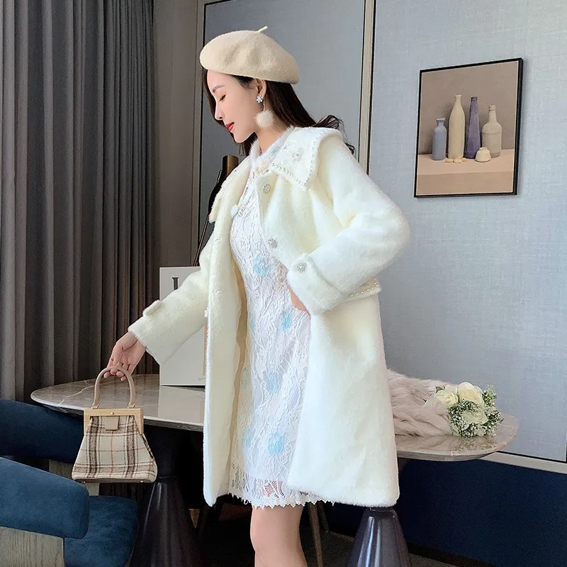 Elegant Ladies Long Hairly Wool Blends Long Coat Crystal Beads Slim Fit Women Overcoat White Office Ladies Outerwear Wool Coat
Elegant Ladies Long Hairly Wool Blends Long Coat Crystal Beads Slim Fit Women Overcoat White Office Ladies Outerwear Wool Coat