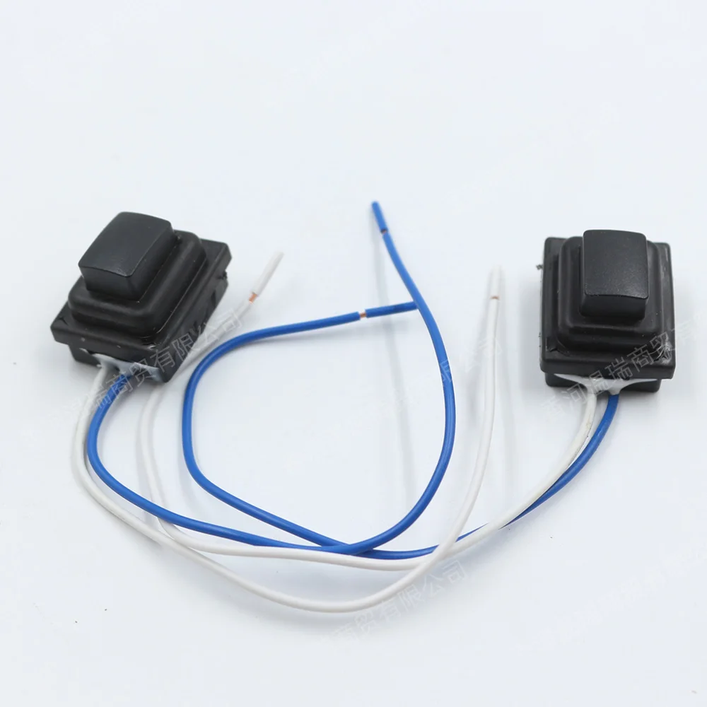 2PCS FRONT DOOR Chrome Exterior Door Handle small button switch for Hyundai Tucson 2016-2018 82651D3710 82661D3710
2PCS FRONT DOOR Chrome Exterior Door Handle small button switch for Hyundai Tucson 2016-2018 82651D3710 82661D3710