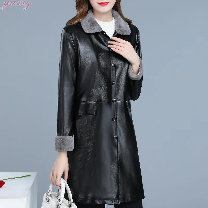 2020 Winter Fleece Female faux Leather coat Jacket PU Leather Jacket For Women Casual Turn Collar Warm Long Outerwear 5XL
2020 Winter Fleece Female faux Leather coat Jacket PU Leather Jacket For Women Casual Turn Collar Warm Long Outerwear 5XL