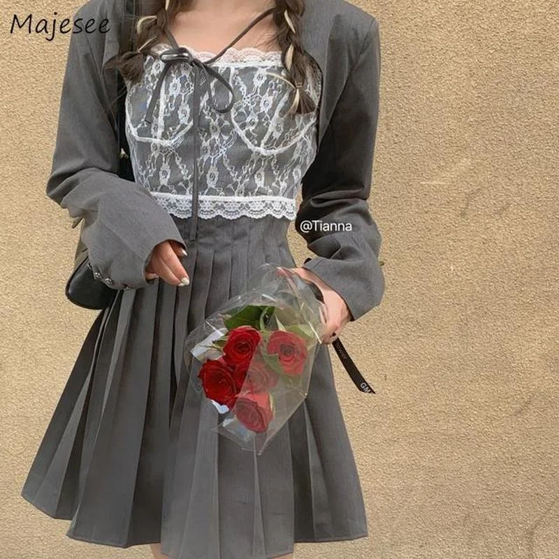 Sets Women White Lace Camisole Pleated Dress Blazer Summer Three Pieces BF All-match Harajuku Above Knee Casual Students Female
Sets Women White Lace Camisole Pleated Dress Blazer Summer Three Pieces BF All-match Harajuku Above Knee Casual Students Female
