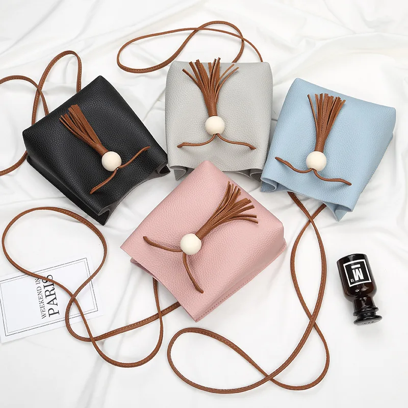 Women's Bags 2020 Handbag Female PU Leather Tassel Open Pocket Sweet Trendy Fashion Blue Black Pink Ladies Shoulder Bag JY804
Women's Bags 2020 Handbag Female PU Leather Tassel Open Pocket Sweet Trendy Fashion Blue Black Pink Ladies Shoulder Bag JY804