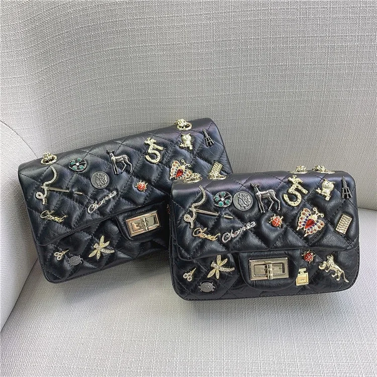 free shipping 2020 the new style fashion and pretty genuine cow leather women one shoulder bag crossbody bag 2 size 20cm 25cm
free shipping 2020 the new style fashion and pretty genuine cow leather women one shoulder bag crossbody bag 2 size 20cm 25cm