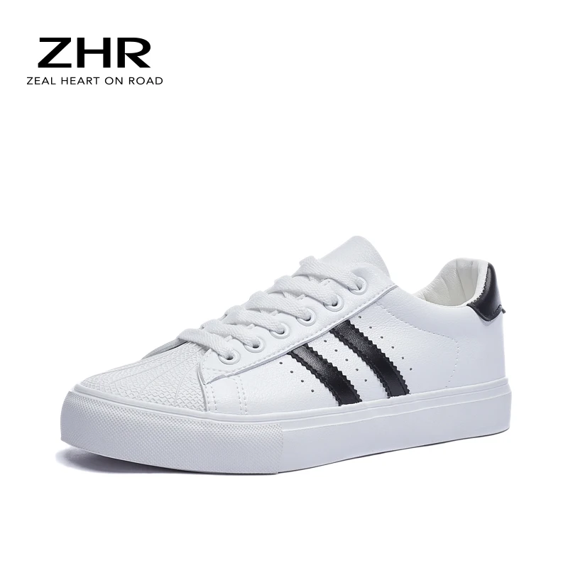 2021 Spring Classic Women Sneakers White Casual Flat shoes American shell head Sneakers Leather Lace Up Luxury Brand Designers
2021 Spring Classic Women Sneakers White Casual Flat shoes American shell head Sneakers Leather Lace Up Luxury Brand Designers