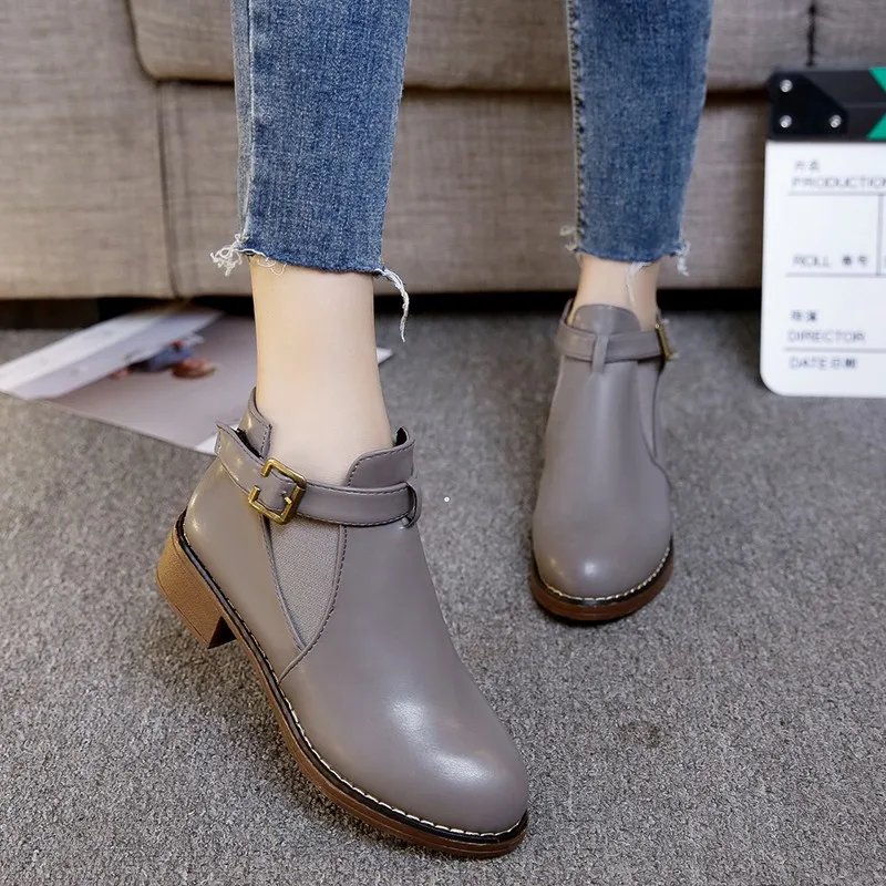 Women's Boots Autumn The New Chunky Heel Booties Fashion All-match Boots Bare Boots Chelsea Boots High Heel Boots Woman Shoes
Women's Boots Autumn The New Chunky Heel Booties Fashion All-match Boots Bare Boots Chelsea Boots High Heel Boots Woman Shoes