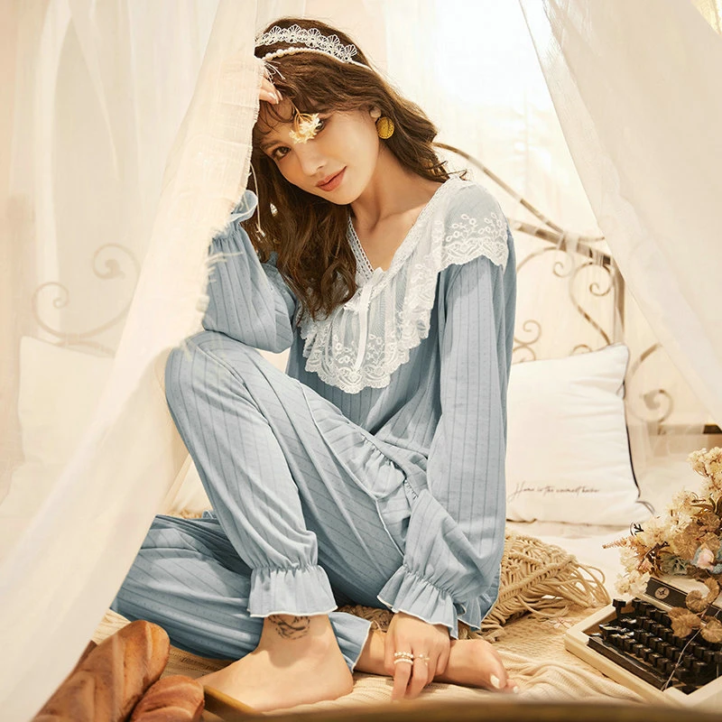 Autumn winter ladies pajamas lace princess style sweet Japanese V-neck knitted jacquard long-sleeved home service suit JJF0192
Autumn winter ladies pajamas lace princess style sweet Japanese V-neck knitted jacquard long-sleeved home service suit JJF0192