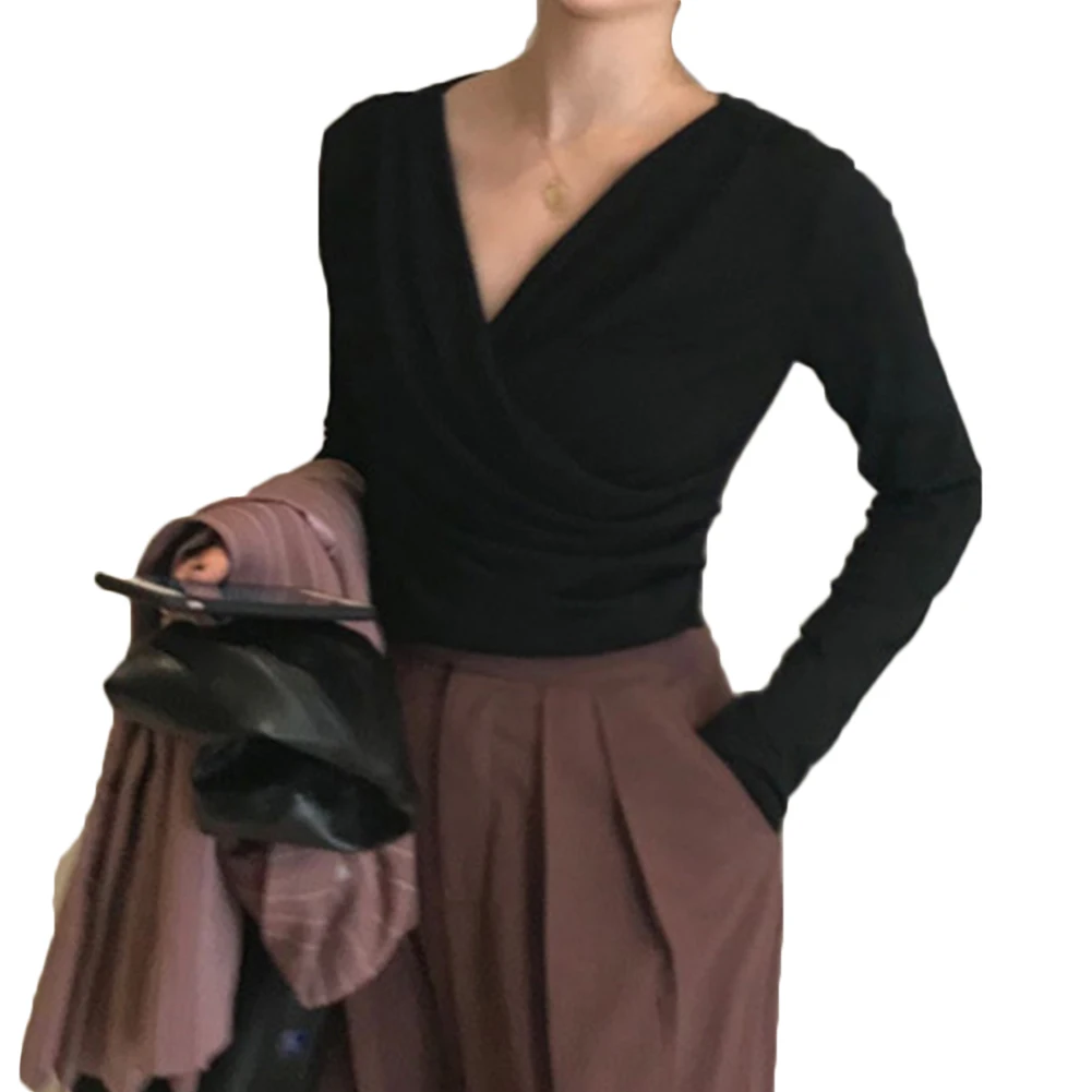 2020 women blouses summer Elegant Ladies Top T-Shirt Solid Color Deep V Neck Long Sleeve Knitted Blouse top female blusas
2020 women blouses summer Elegant Ladies Top T-Shirt Solid Color Deep V Neck Long Sleeve Knitted Blouse top female blusas