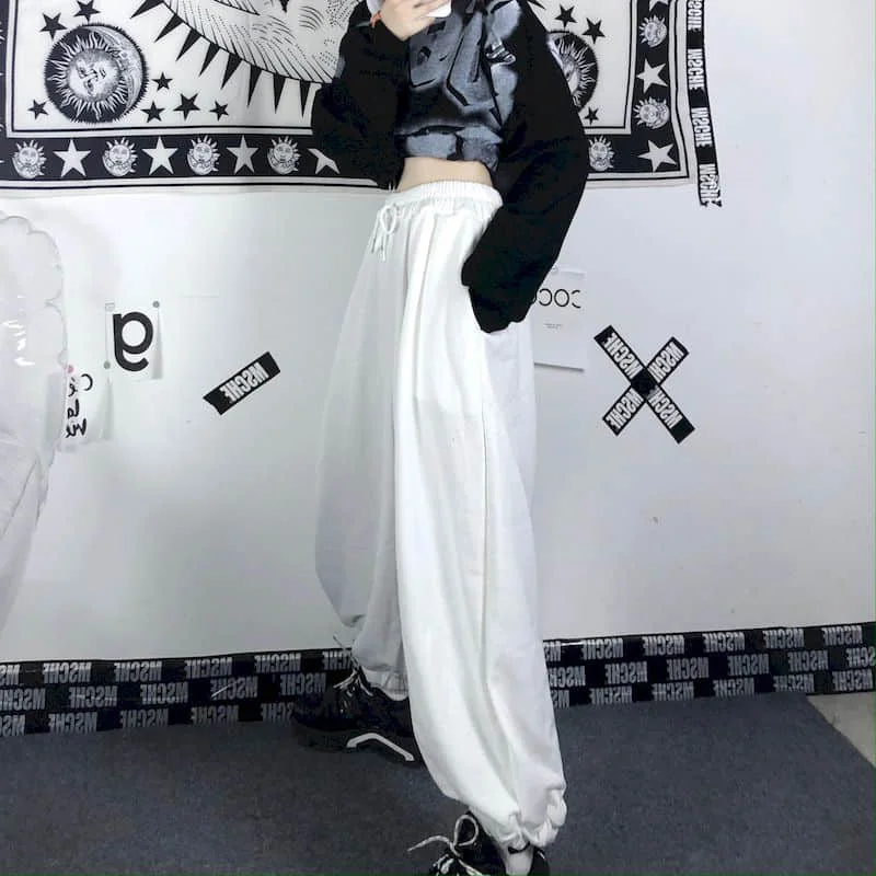 Wide Leg Pants Women Autumn Winter Korean Version Harajuku Style Retro White Casual Loose High Waist Elastic Waist Trousers
Wide Leg Pants Women Autumn Winter Korean Version Harajuku Style Retro White Casual Loose High Waist Elastic Waist Trousers