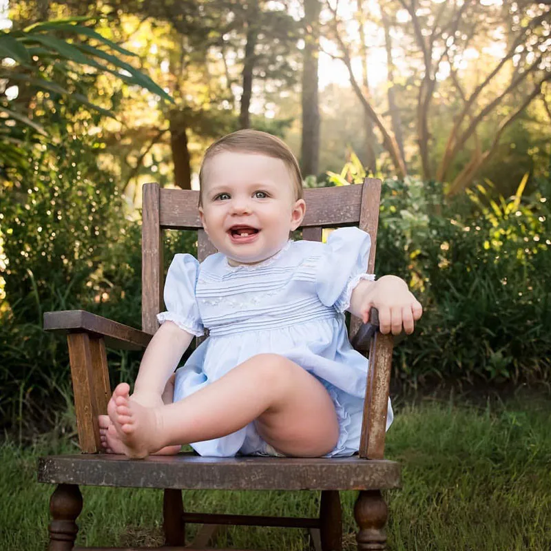 2021 New Baby Girls Embroidery Romper Boutique Kids Clothes Newbron Infant Light Blue Rompers Toddler Summer Spanish Jumpsuit
2021 New Baby Girls Embroidery Romper Boutique Kids Clothes Newbron Infant Light Blue Rompers Toddler Summer Spanish Jumpsuit