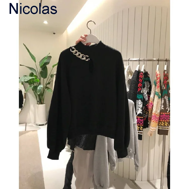 Korea Dongdamen 2021 Autumn And Winter New Women's Fashion Personality Hollowed Out Loose Slim Stand Collar Long Sleeve Sweater
Korea Dongdamen 2021 Autumn And Winter New Women's Fashion Personality Hollowed Out Loose Slim Stand Collar Long Sleeve Sweater