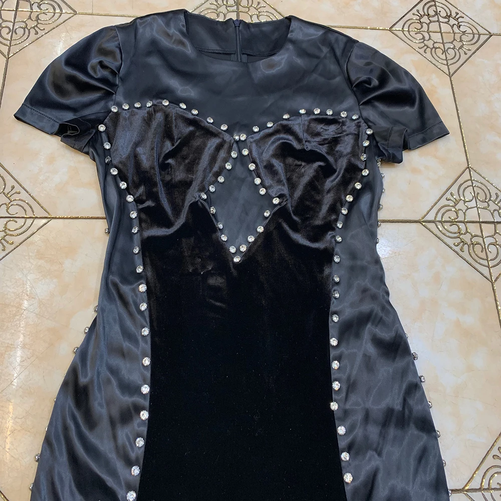 Ocstrade Bodycon Dress Sexy Beading Black Bodycon Dress 2021 Summer Fashion O-Neck Short Sleeve Women Night Club Party Dresses 
Ocstrade Bodycon Dress Sexy Beading Black Bodycon Dress 2021 Summer Fashion O-Neck Short Sleeve Women Night Club Party Dresses