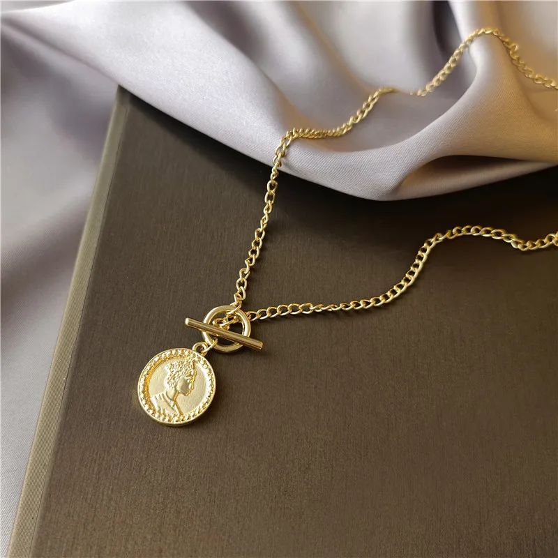 Trendy New Vintage Boho Fashion Human Head Coin Pendant Necklaces For Women Simple Gold Color Chain Choker Necklace Jewelry 2021 
Trendy New Vintage Boho Fashion Human Head Coin Pendant Necklaces For Women Simple Gold Color Chain Choker Necklace Jewelry 2021