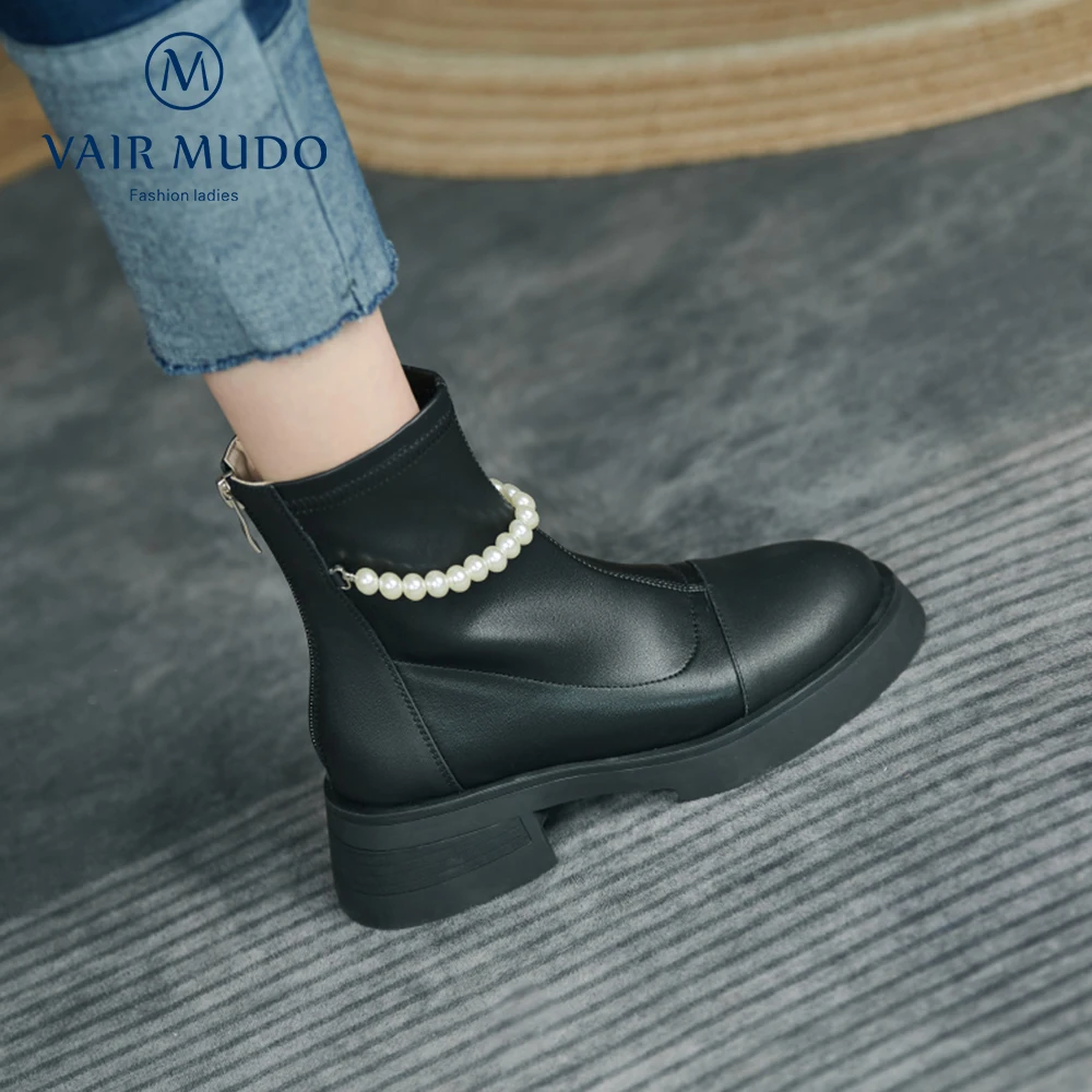 VAIR MUDO Autumn Winter Fashion Boots Thick Bottom Elegant Footwear Black Brown Short Plush String Bead Boots Women Shoes DX67L
VAIR MUDO Autumn Winter Fashion Boots Thick Bottom Elegant Footwear Black Brown Short Plush String Bead Boots Women Shoes DX67L