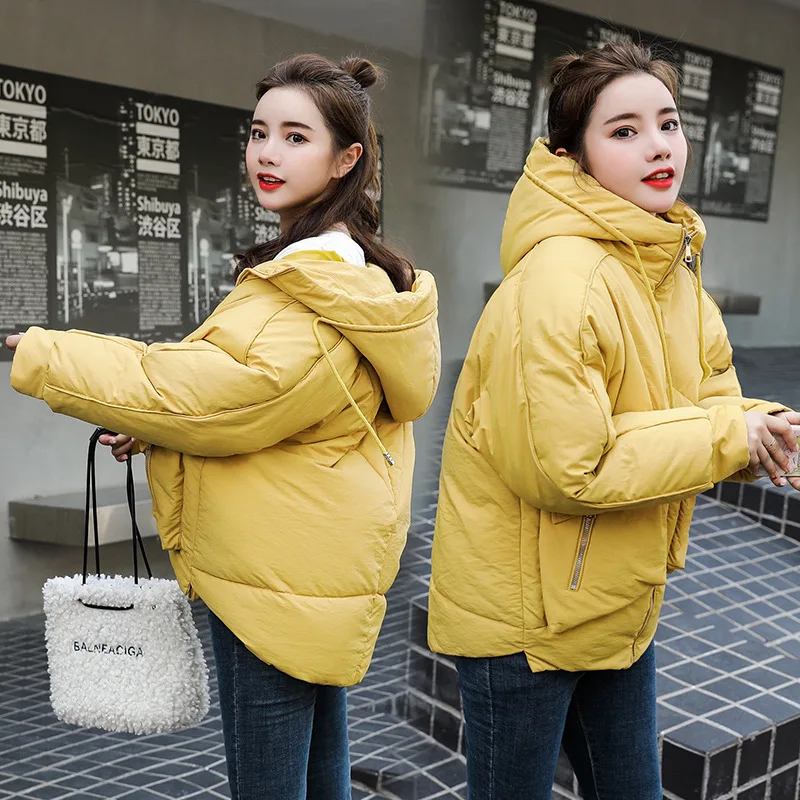 2020 new winter down padded coat cotton jacket women Korean version loose plus size casual winter wear plus size padded jacket
2020 new winter down padded coat cotton jacket women Korean version loose plus size casual winter wear plus size padded jacket