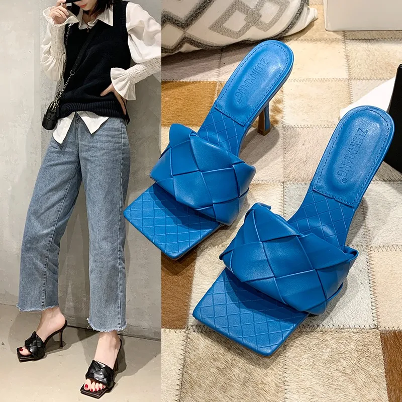 Summer New Design Snake Print Square Toe Heels High Quality PU Leather Slippers Gladiator Sandals Womens Slides Shoes
Summer New Design Snake Print Square Toe Heels High Quality PU Leather Slippers Gladiator Sandals Womens Slides Shoes