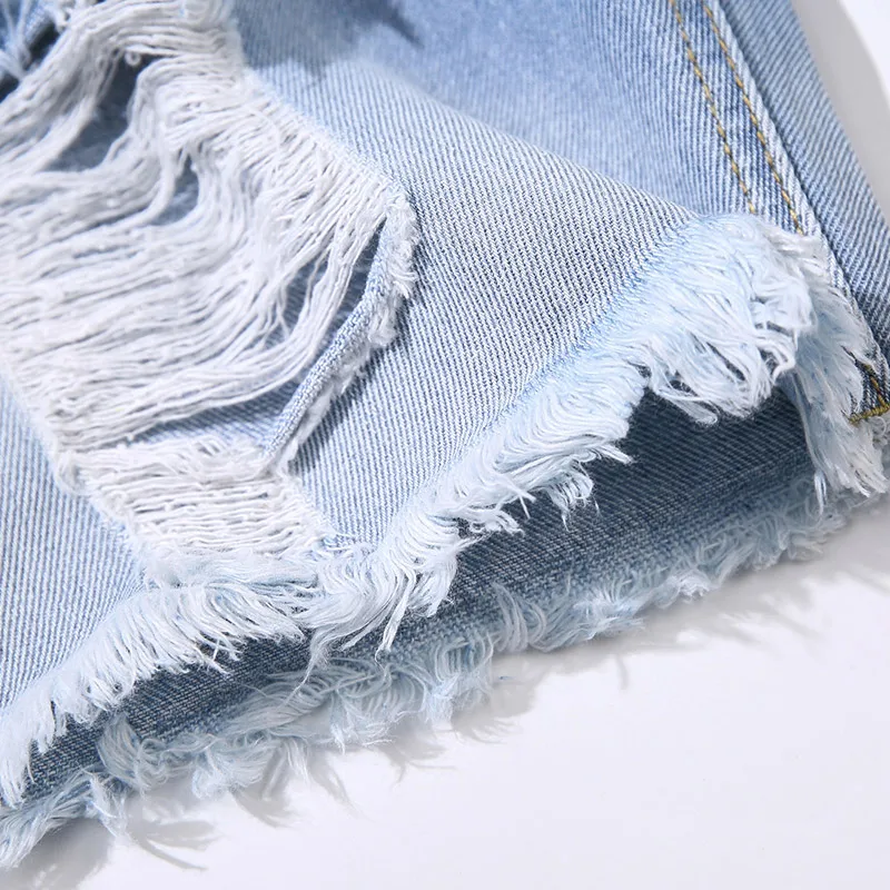 Men Summer Light Blue Hole Loose Denim Shorts Men Fashion Cotton Thin Section Popular Knee Length Jeans Asian Size M-5XL
Men Summer Light Blue Hole Loose Denim Shorts Men Fashion Cotton Thin Section Popular Knee Length Jeans Asian Size M-5XL