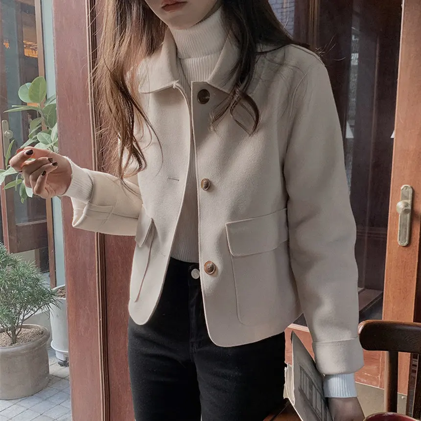New Winter Coat Womens Oversize Fashion Cashmere Wool Coats Outerwear Female Short Thickening Warm Woolen Overcoat Women Trench
New Winter Coat Womens Oversize Fashion Cashmere Wool Coats Outerwear Female Short Thickening Warm Woolen Overcoat Women Trench