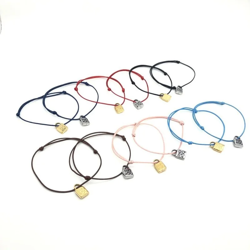 New 2021 Uno Do 50 Bracelet Multi Color Blue Red Black Rope Chain Stainless Steel His and Hers Couple Bracelet Fashion Gifts
New 2021 Uno Do 50 Bracelet Multi Color Blue Red Black Rope Chain Stainless Steel His and Hers Couple Bracelet Fashion Gifts