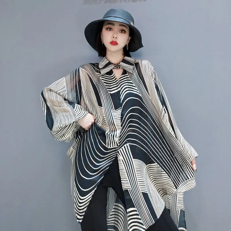 2021 New Fashion Shirt Top Stripe Chiffon Shirt Loose Size Women's Fashion Thin Sunscreen
2021 New Fashion Shirt Top Stripe Chiffon Shirt Loose Size Women's Fashion Thin Sunscreen