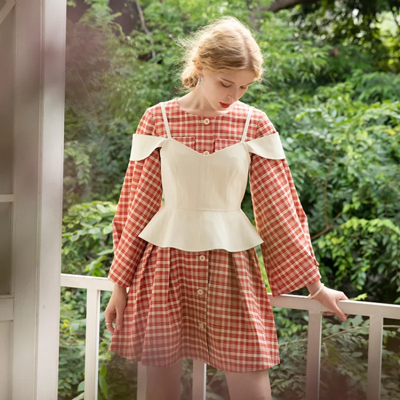 Light Luxury Ladies Gentle Wind Red Dress Autumn and Winter All-match Chic Design Sense Niche Tea Break Short Skirt New 
Light Luxury Ladies Gentle Wind Red Dress Autumn and Winter All-match Chic Design Sense Niche Tea Break Short Skirt New