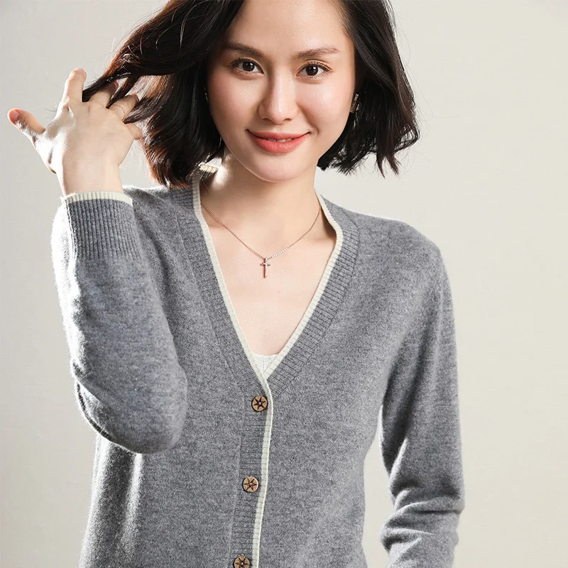 BARESKIY multicolor knitted cardigan spring and autumn cardigan women's long-sleeved tops V-neck cashmere women's sweater coat 
BARESKIY multicolor knitted cardigan spring and autumn cardigan women's long-sleeved tops V-neck cashmere women's sweater coat