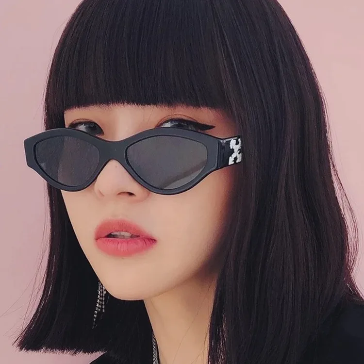 Rihanna Glasses Trendy New Small Oval Korean Sunglasses Women Men Designer Brand Luxury Celebrity Fashion Shades Oculos De Sol
Rihanna Glasses Trendy New Small Oval Korean Sunglasses Women Men Designer Brand Luxury Celebrity Fashion Shades Oculos De Sol