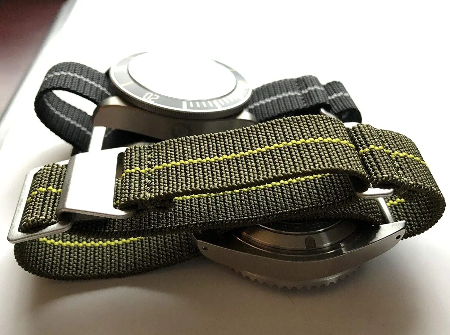 20mm 22mm Nylon man watch band For Samsung Galaxy Watch Strap Sport Watch Band for Amazfit Huami Watch Nylon Watch Replacement
20mm 22mm Nylon man watch band For Samsung Galaxy Watch Strap Sport Watch Band for Amazfit Huami Watch Nylon Watch Replacement