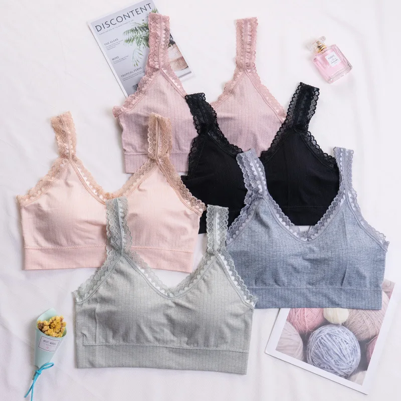 Pure cotton lining ice cream color lace shoulder strap fashion version sports beauty back bosom wrap comfortable underwear
Pure cotton lining ice cream color lace shoulder strap fashion version sports beauty back bosom wrap comfortable underwear