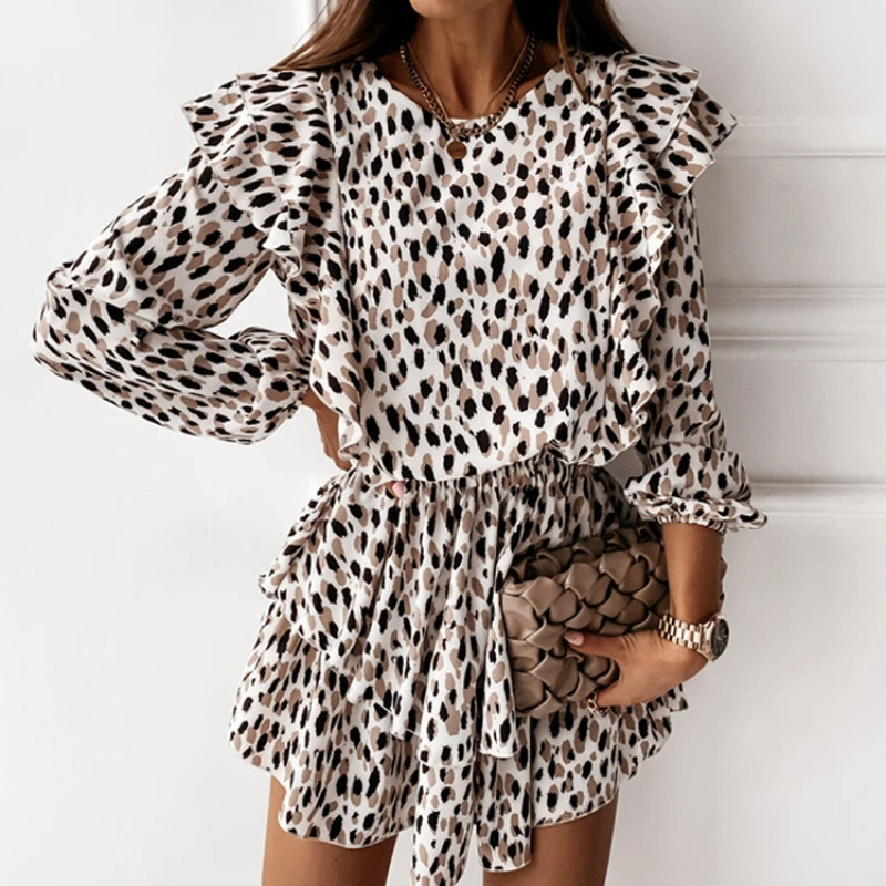 Autumn 2021 Women Leopard Mini Dress Fashion Floral Print O-Neck Long Sleeve Ruffles Tiered Dress Woman Sexy Short Party Dresses
Autumn 2021 Women Leopard Mini Dress Fashion Floral Print O-Neck Long Sleeve Ruffles Tiered Dress Woman Sexy Short Party Dresses