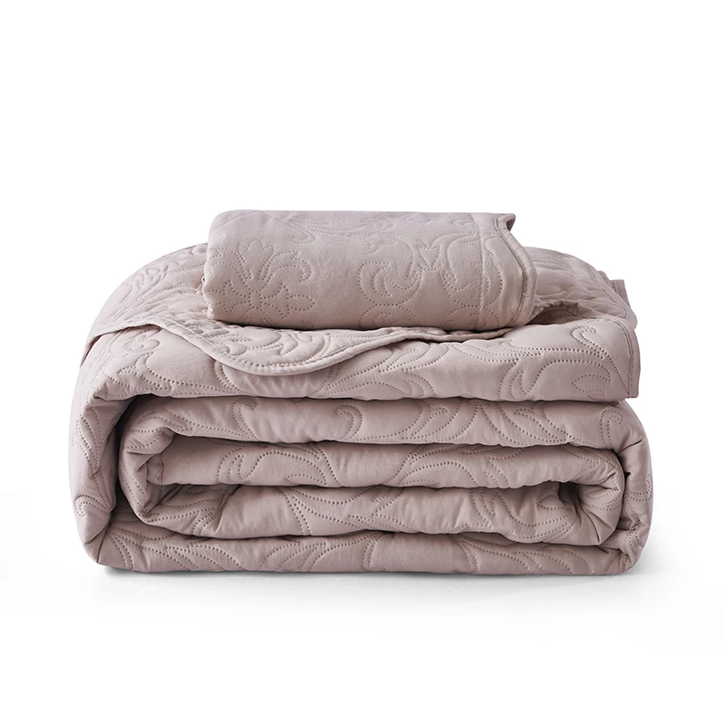 New Style Solid Color 3D Printing Cotton Polyester Bedspreads Quilted Covers Horse Pillowcase for Custom Size
New Style Solid Color 3D Printing Cotton Polyester Bedspreads Quilted Covers Horse Pillowcase for Custom Size