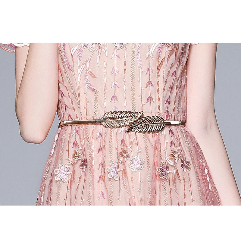 Summer Women's French Style Floral Embroidered Midi Dress Short Sleeve O Neck Casual A-Line Elegant Mesh Dresses Lady D13707X 
Summer Women's French Style Floral Embroidered Midi Dress Short Sleeve O Neck Casual A-Line Elegant Mesh Dresses Lady D13707X