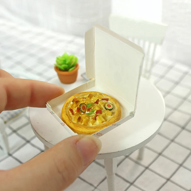 Миниатюрные аксессуары для кукольного домика, миниатюрная полимерная Пицца с коробкой, модель еды, игрушки для украшения кукольного домика...
Миниатюрные аксессуары для кукольного домика, миниатюрная полимерная Пицца с коробкой, модель еды, игрушки для украшения кукольного домика...