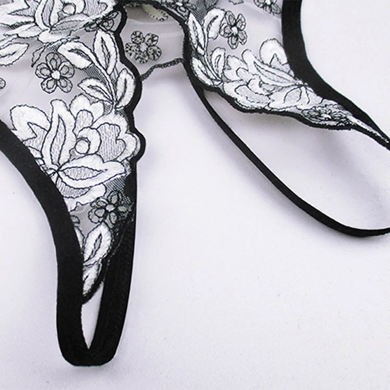 Open Crotch Women Erotic Panties Underpants Low Waist Sexy Lingerie Fancy Embroidery Butt T Pants Temptation Lady Thong Briefs
Open Crotch Women Erotic Panties Underpants Low Waist Sexy Lingerie Fancy Embroidery Butt T Pants Temptation Lady Thong Briefs
