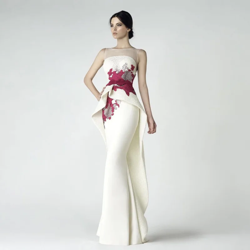 Simple Mermaid Evening Dress New Sheer Neck Illusion Back Unique Appliques Prom Dress Chic Design Long Party Gowns
Simple Mermaid Evening Dress New Sheer Neck Illusion Back Unique Appliques Prom Dress Chic Design Long Party Gowns