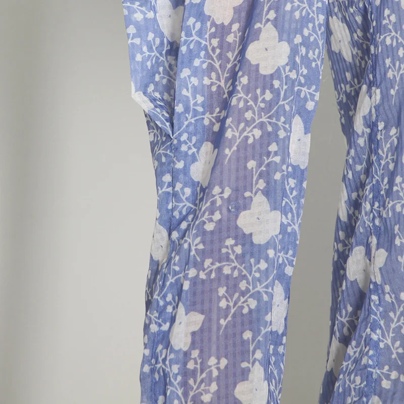 Newest HIGH QUALITY Fashion 2021 Runway Dress Women's Stand collar Long Sleeve Floral Print Chiffon shirt
Newest HIGH QUALITY Fashion 2021 Runway Dress Women's Stand collar Long Sleeve Floral Print Chiffon shirt