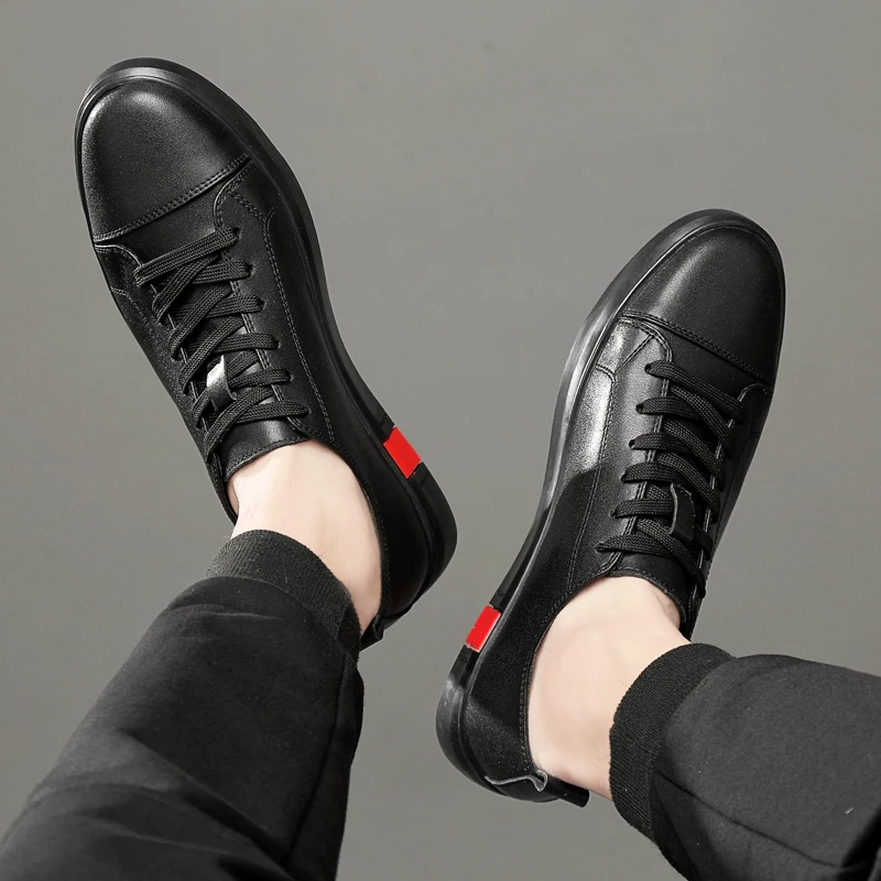 Casual Men Shoes fashion Genuine Leather Black Men Shoes lace up breathable oxfords Shoes Outdoor Brand Man Footwear sneakers
Casual Men Shoes fashion Genuine Leather Black Men Shoes lace up breathable oxfords Shoes Outdoor Brand Man Footwear sneakers
