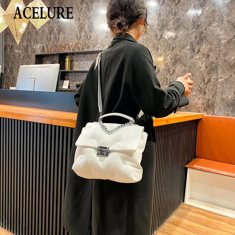 ACELURE High Quality Black White PU Leather Shoulder Crossbody Bags for Women Chain Small Handbags Female Fashoin Shopping Purse
ACELURE High Quality Black White PU Leather Shoulder Crossbody Bags for Women Chain Small Handbags Female Fashoin Shopping Purse