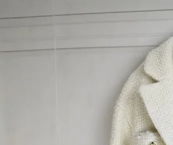 Women Tweed Warm Jacket&Coat Turn-down Collar Fashion Long Sleeve Pocket Lace-up Winter 2021 Ladies Beige Long Outwear Coat
Women Tweed Warm Jacket&Coat Turn-down Collar Fashion Long Sleeve Pocket Lace-up Winter 2021 Ladies Beige Long Outwear Coat