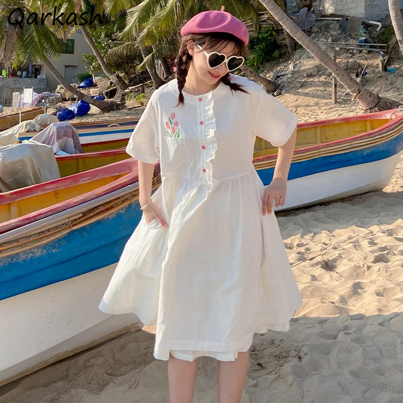 Embroidery Short Sleeve Dress Women Floral Sweet Gentle Korean Style A-line Ruffles Design Girlish Vestidos Girls Fashion Casual
Embroidery Short Sleeve Dress Women Floral Sweet Gentle Korean Style A-line Ruffles Design Girlish Vestidos Girls Fashion Casual