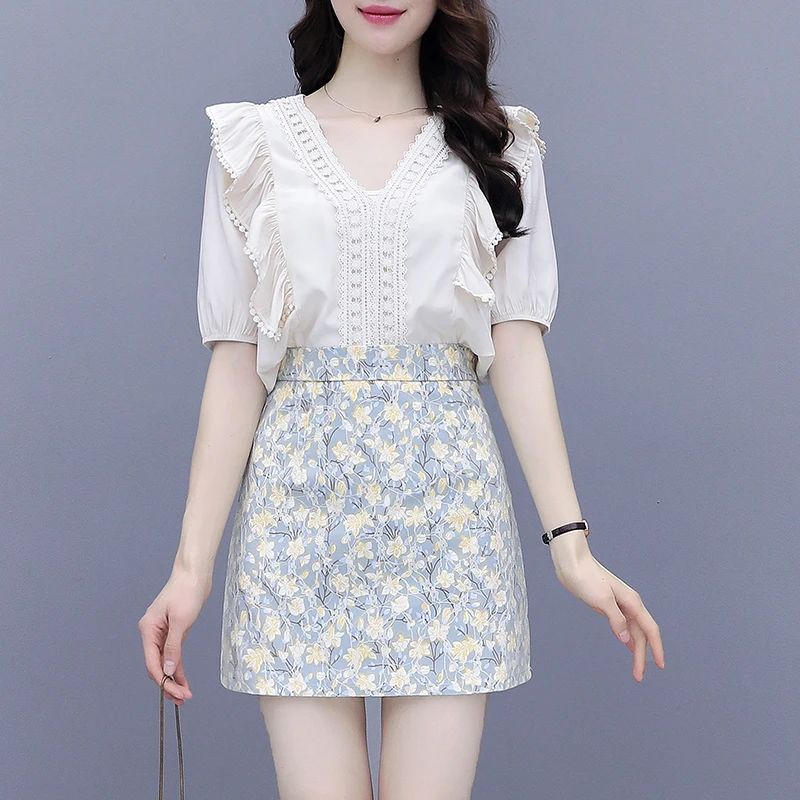 new summer fashion ruffles lace patchwork floral two-piece sets elegant half sleeves v-neck women's clothing female
new summer fashion ruffles lace patchwork floral two-piece sets elegant half sleeves v-neck women's clothing female