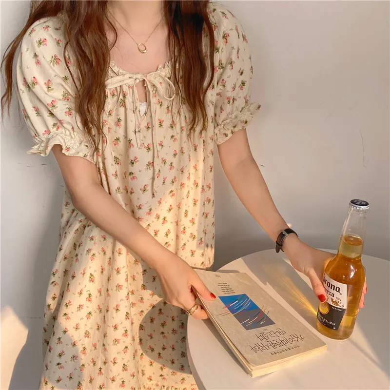 100% cotton floral print summer nightgowns women homewear dresses ruffles lacework short sleeve nightdress soft sleepwear Y889
100% cotton floral print summer nightgowns women homewear dresses ruffles lacework short sleeve nightdress soft sleepwear Y889