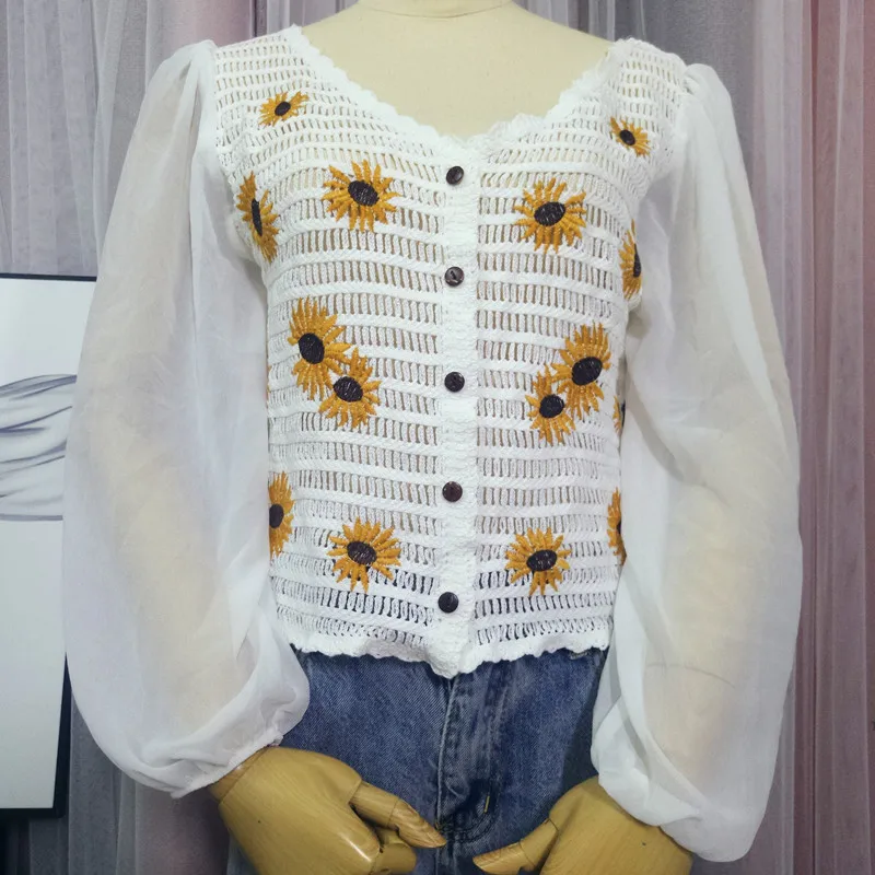 2020 Autumn Women's Chiffon Long Sleeves Patchwork Hollow Out Embroidery Flower Shirts Ladies Girls Shirt Blouse Tops A4026
2020 Autumn Women's Chiffon Long Sleeves Patchwork Hollow Out Embroidery Flower Shirts Ladies Girls Shirt Blouse Tops A4026