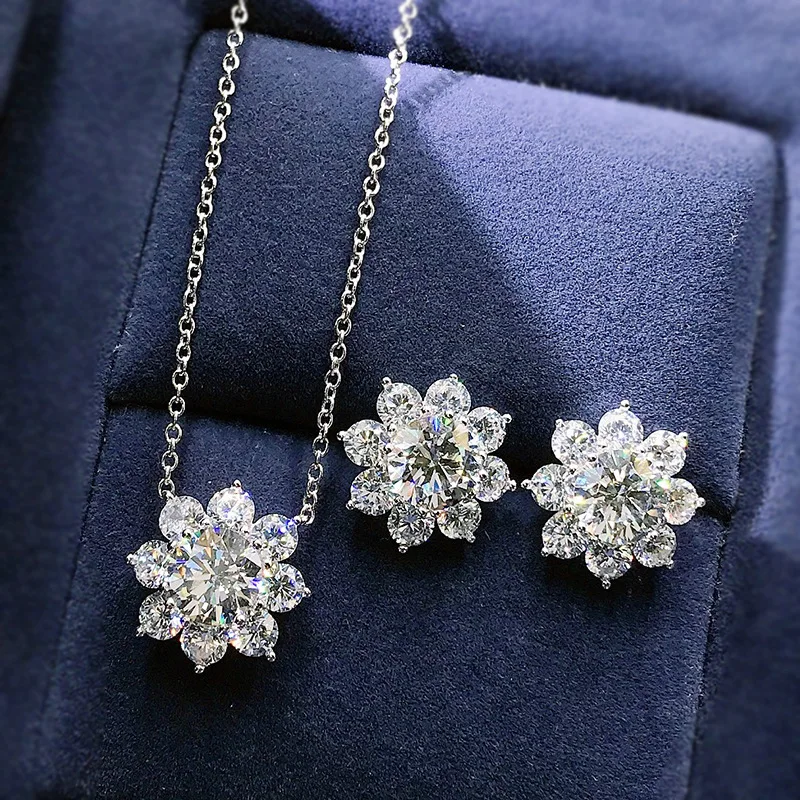 S925 Sterling Silver Jewelry Set Sparkling Full Diamond Sunflower Necklace Earrings Set For Women Wedding Party Fine Jewelry
S925 Sterling Silver Jewelry Set Sparkling Full Diamond Sunflower Necklace Earrings Set For Women Wedding Party Fine Jewelry